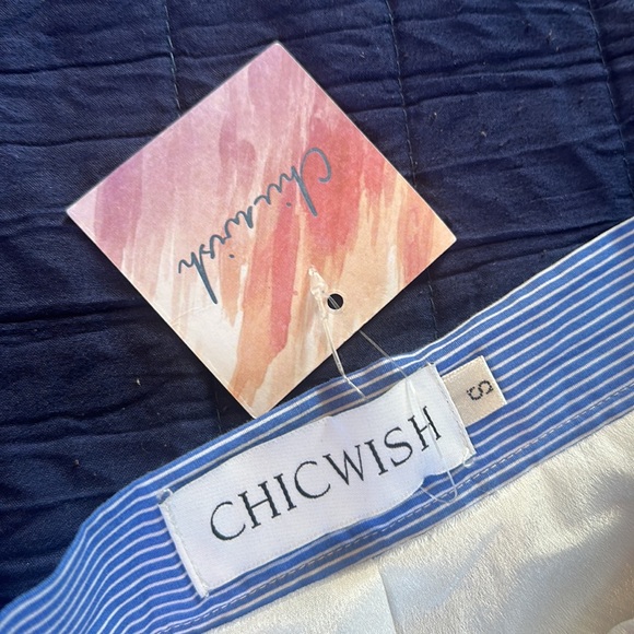 Chi whose stripped skirt - Picture 5 of 5